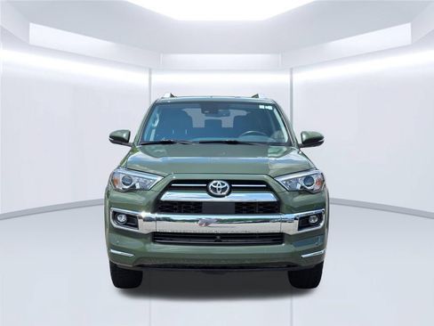 Used 2022 Toyota 4Runner Limited AWD/4WD image 17