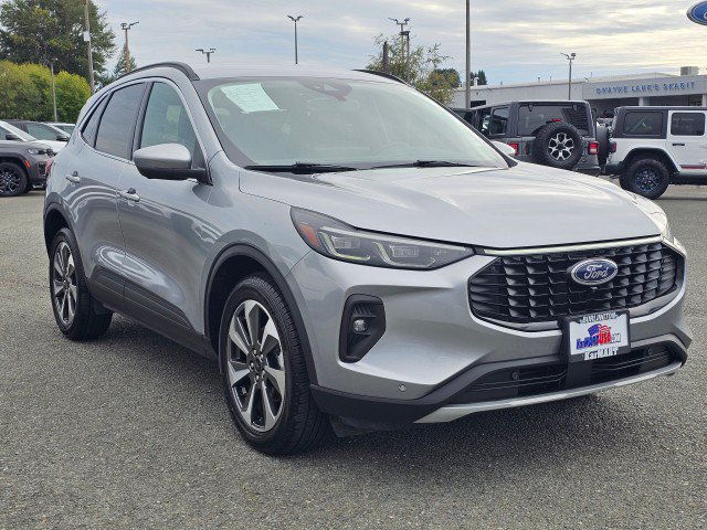 Used 2024 Ford Escape Platinum AWD/4WD image 1