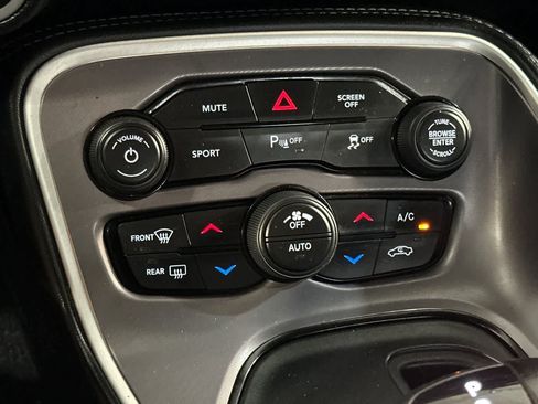 Used 2022 Dodge Challenger GT AWD/4WD image 23