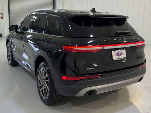 Used 2021 Lincoln Corsair FWD w/ Equipment Group 101A image 8