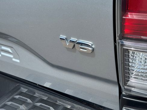 Used 2023 Toyota Tacoma TRD Off-Road image 12