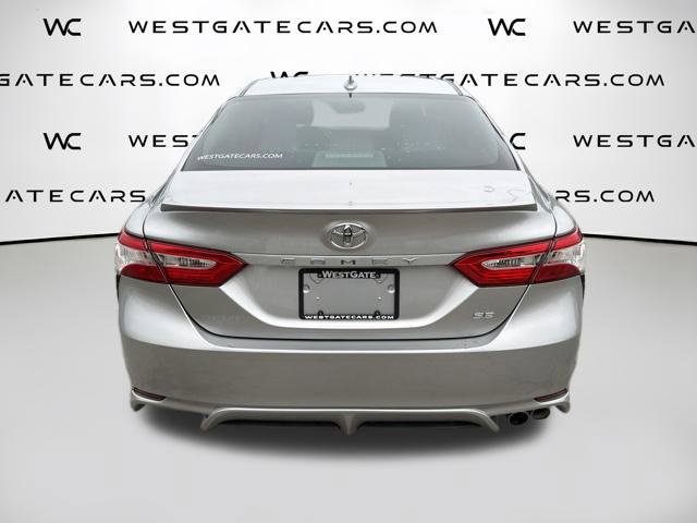 Used 2020 Toyota Camry SE FWD image 8