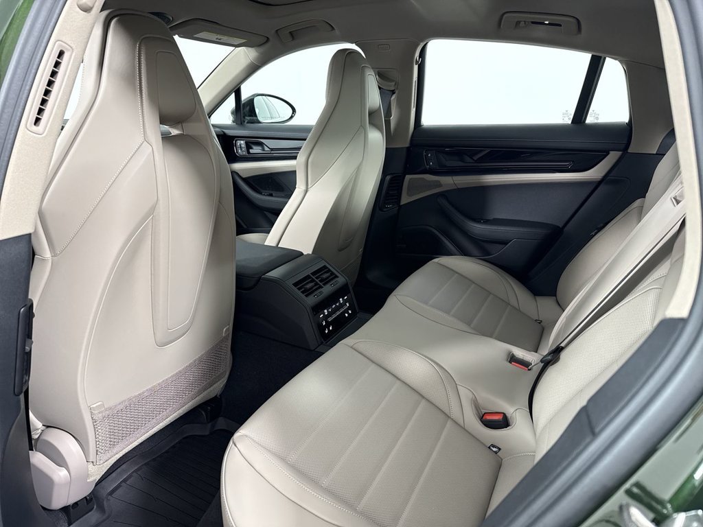 New 2026 Porsche Panamera 4 AWD/4WD image 26
