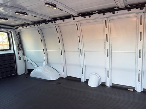 New 2025 Chevrolet Express 3500 Extended w/ Driver Convenience Package image 11