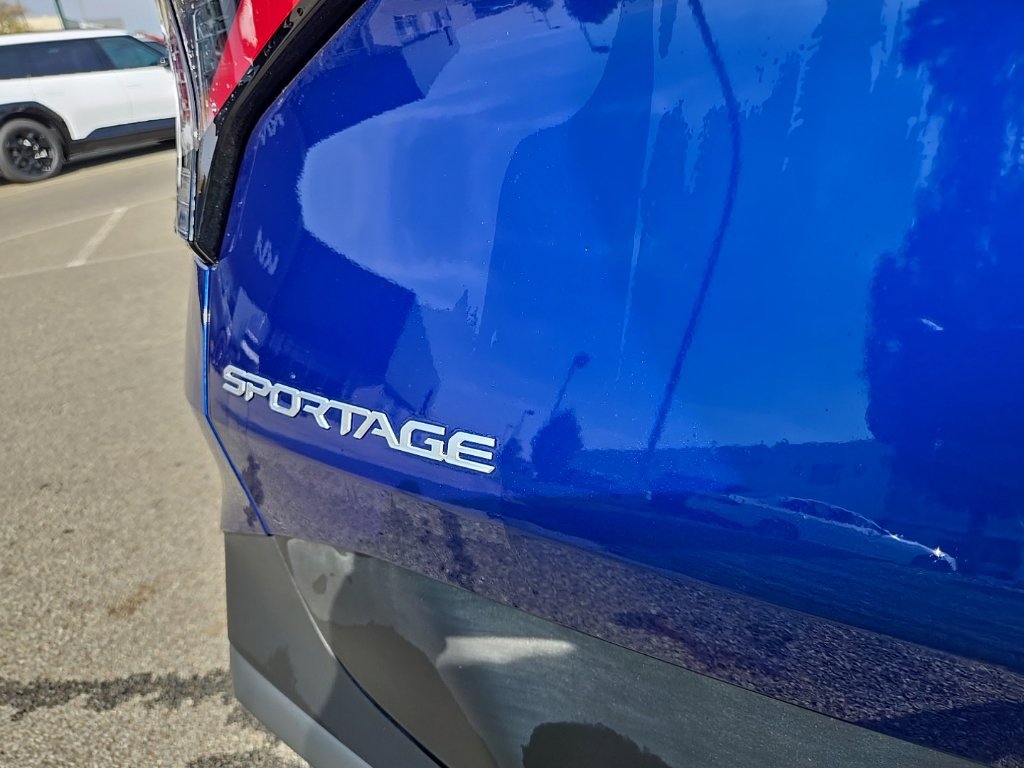 Certified 2023 Kia Sportage X-Line w/ X-Line Premium Package AWD/4WD image 7