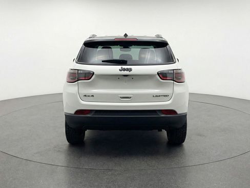Used 2025 Jeep Compass Trailhawk AWD/4WD image 7