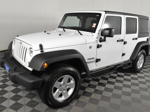 Used 2017 Jeep Wrangler Unlimited Sport w/ Quick Order Package 24S image 10