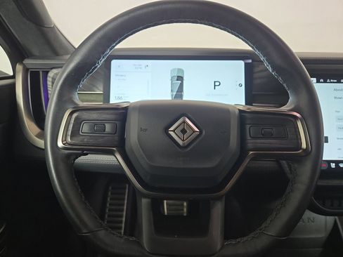 Used 2023 Rivian R1S Launch Edition image 28