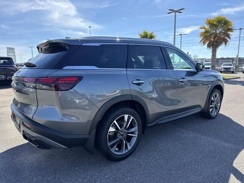 Certified 2025 INFINITI QX60 Luxe w/ Vision Package image 6