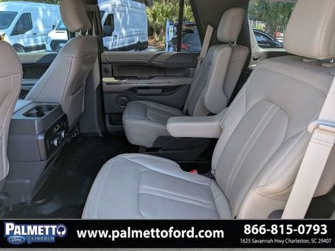 Used 2018 Ford Expedition Limited w/ Equipment Group 301A RWD image 14