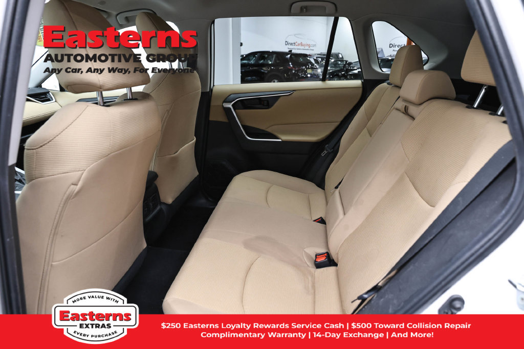 Used 2023 Toyota RAV4 LE AWD/4WD image 21