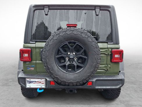 Used 2024 Jeep Wrangler Unlimited AWD/4WD image 4