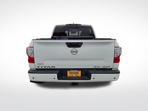 Used 2024 Nissan Titan SV w/ SV Convenience Package AWD/4WD image 4