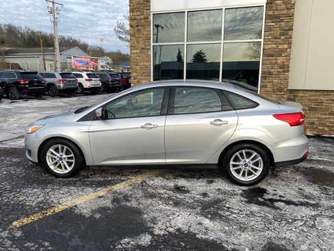 Used 2017 Ford Focus SE image 15