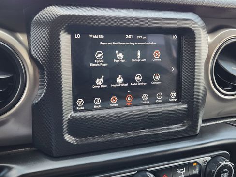 Used 2023 Jeep Wrangler Unlimited w/ Cold Weather Group AWD/4WD image 16