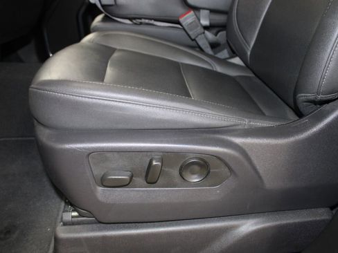 Used 2024 GMC Sierra 1500 SLT image 18