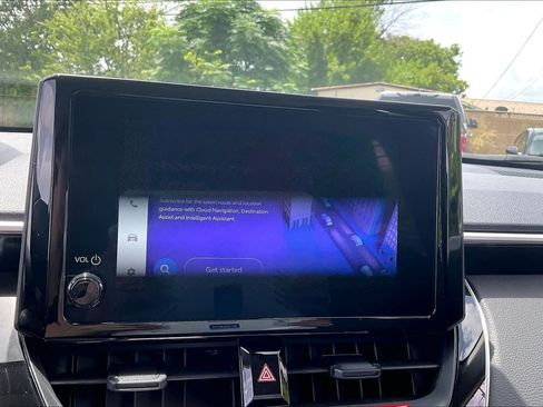 Used 2025 Toyota Corolla Cross LE w/ Moonroof Package FWD image 31