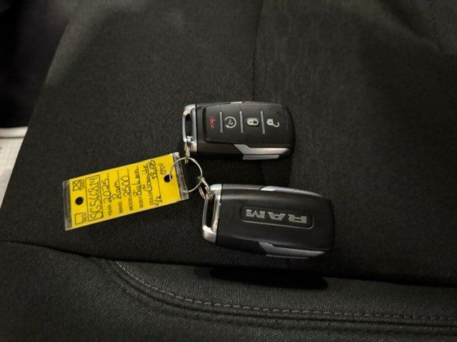 Used 2025 RAM 2500 Big Horn AWD/4WD image 51