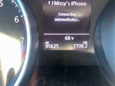 Used 2017 Volkswagen Golf Alltrack SEL image 22