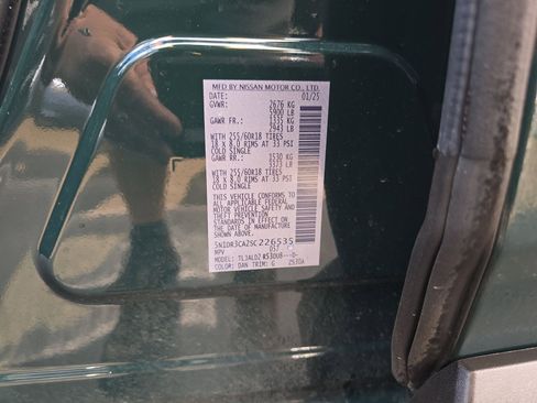 Used 2025 Nissan Pathfinder SL image 21