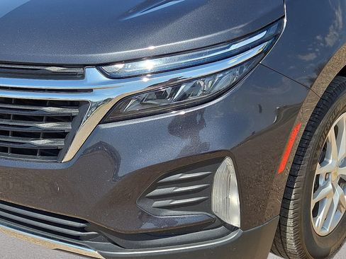 Used 2022 Chevrolet Equinox LT FWD image 9