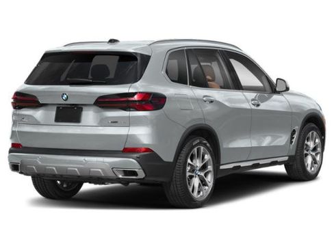 New 2026 BMW X5 sDrive40i w/ Parking Assistance Package RWD image 2