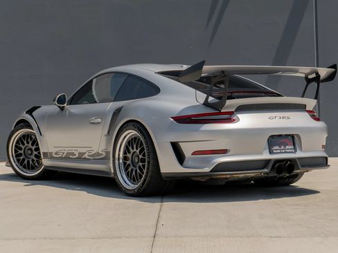 Used 2019 Porsche 911 GT3 RS RWD image 7