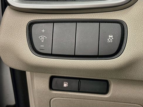 Used 2017 Kia Sorento AWD w/ LX Convenience Package image 17