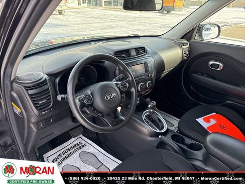 Used 2019 Kia Soul image 12