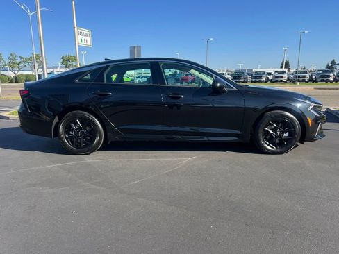 Used 2025 Kia K5 LXS FWD image 13