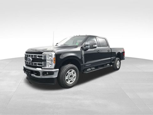 New 2025 Ford F250 XLT w/ 360-Degree Camera Package image 4