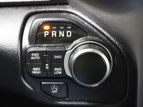 Used 2020 RAM 1500 Big Horn image 18