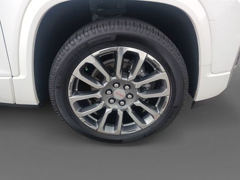 Used 2021 GMC Acadia Denali w/ Denali Technology Package image 16