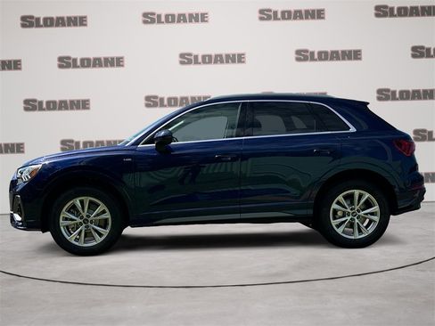 New 2025 Audi Q3 2.0T Premium image 2