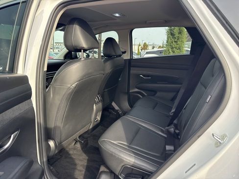 Certified 2025 Hyundai Tucson SEL image 9