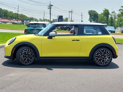 Used 2025 MINI Cooper S image 4