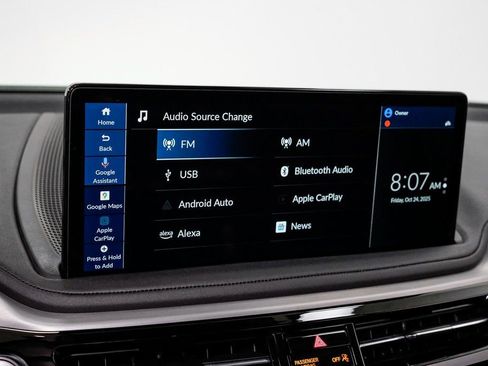 Used 2025 Acura MDX w/ Technology Package image 19