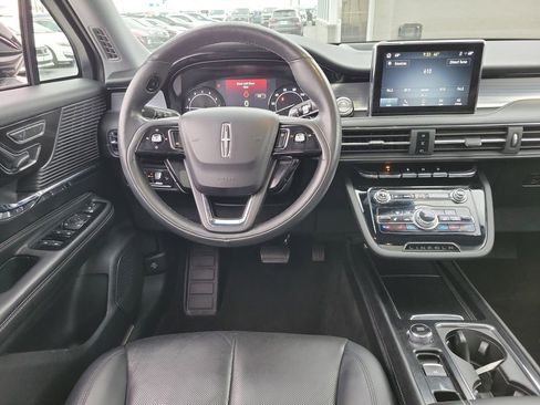 Certified 2022 Lincoln Corsair AWD w/ Premium Package image 12