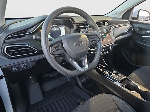 Used 2023 Chevrolet Bolt EUV LT w/ Driver Confidence Package image 9