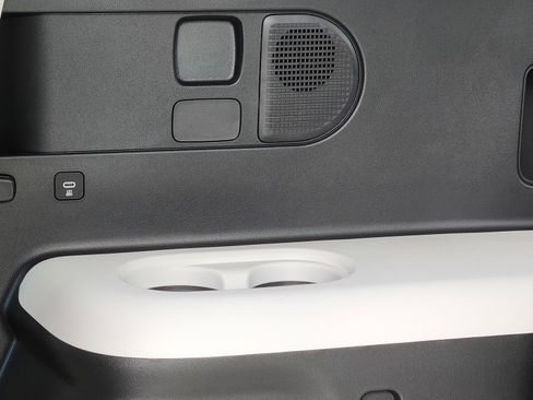 New 2026 Hyundai Ioniq 9 S image 15