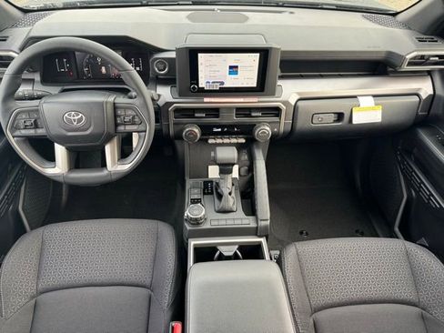 New 2026 Toyota 4Runner SR5 AWD/4WD image 10