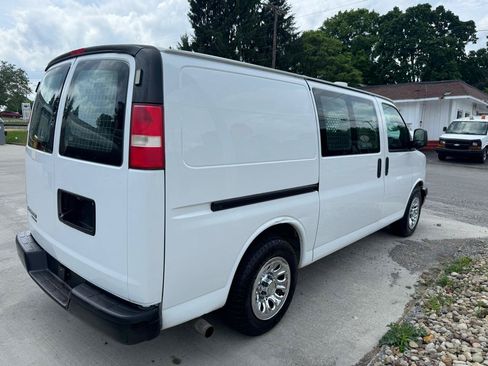 Used 2014 Chevrolet Express 1500 AWD image 5