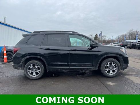 Used 2023 Honda Passport TrailSport image 1