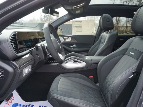 New 2026 Mercedes-Benz GLE 53 AMG 4MATIC Coupe image 9