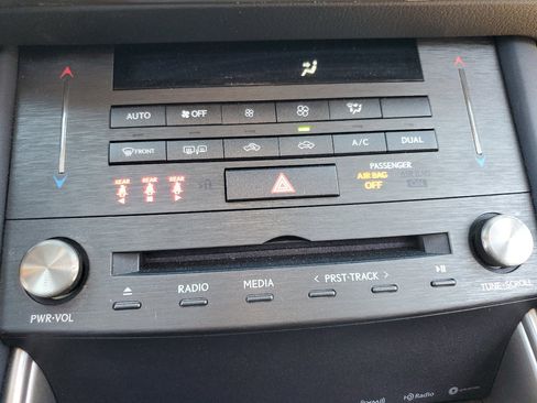 Used 2020 Lexus IS 300 w/ Accessory Package 2 image 19