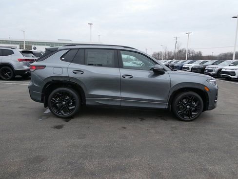 New 2026 Volkswagen Tiguan SE R-Line AWD/4WD image 2