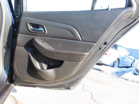 Used 2016 Chevrolet Malibu LTZ image 36