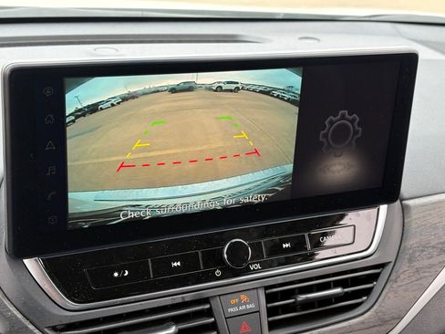 Certified 2023 Nissan Altima 2.5 SV w/ SV Premium Package image 23