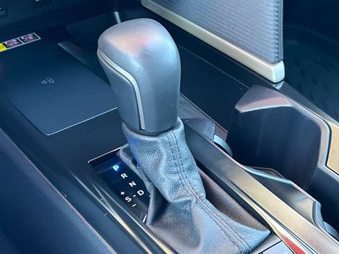 Certified 2025 Toyota Camry SE FWD image 22