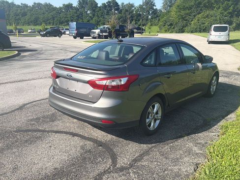 Used 2012 Ford Focus SE FWD image 15